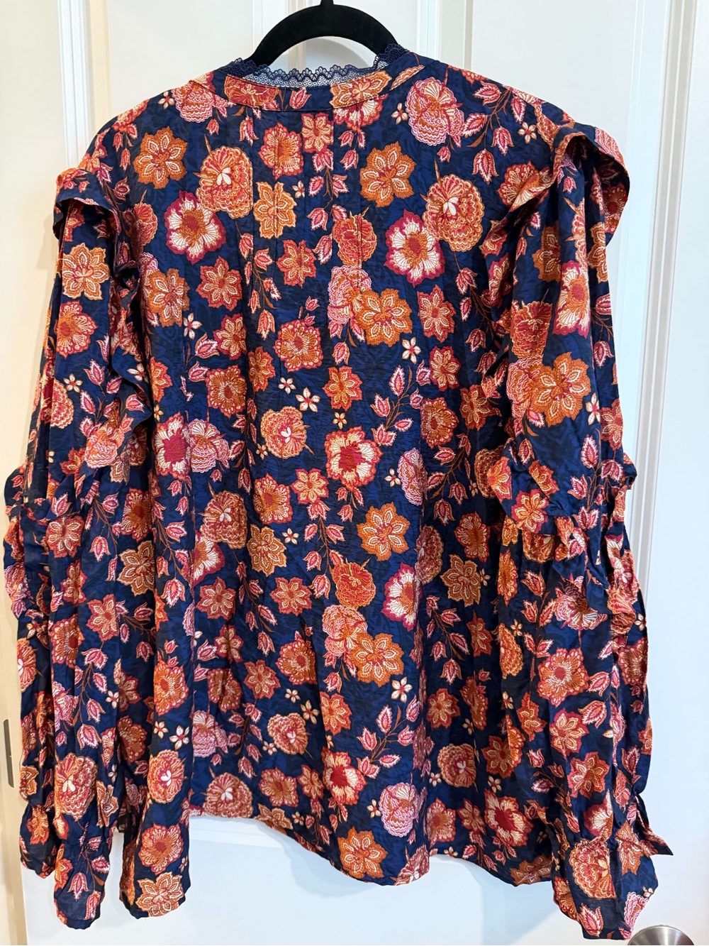 Pioneer woman ruffle detail blouse, NWT - Picture 2 of 6